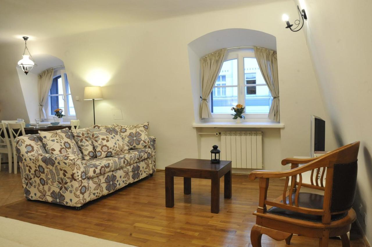 Milotu - Apartament Uniwersytecki Варшава Екстериор снимка